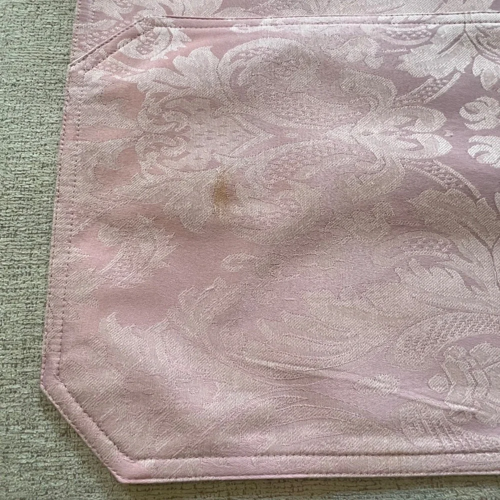 Vintage Pink Damask Floral Jacquard Placemats Set of 4‎ Clipped Corners 19x13